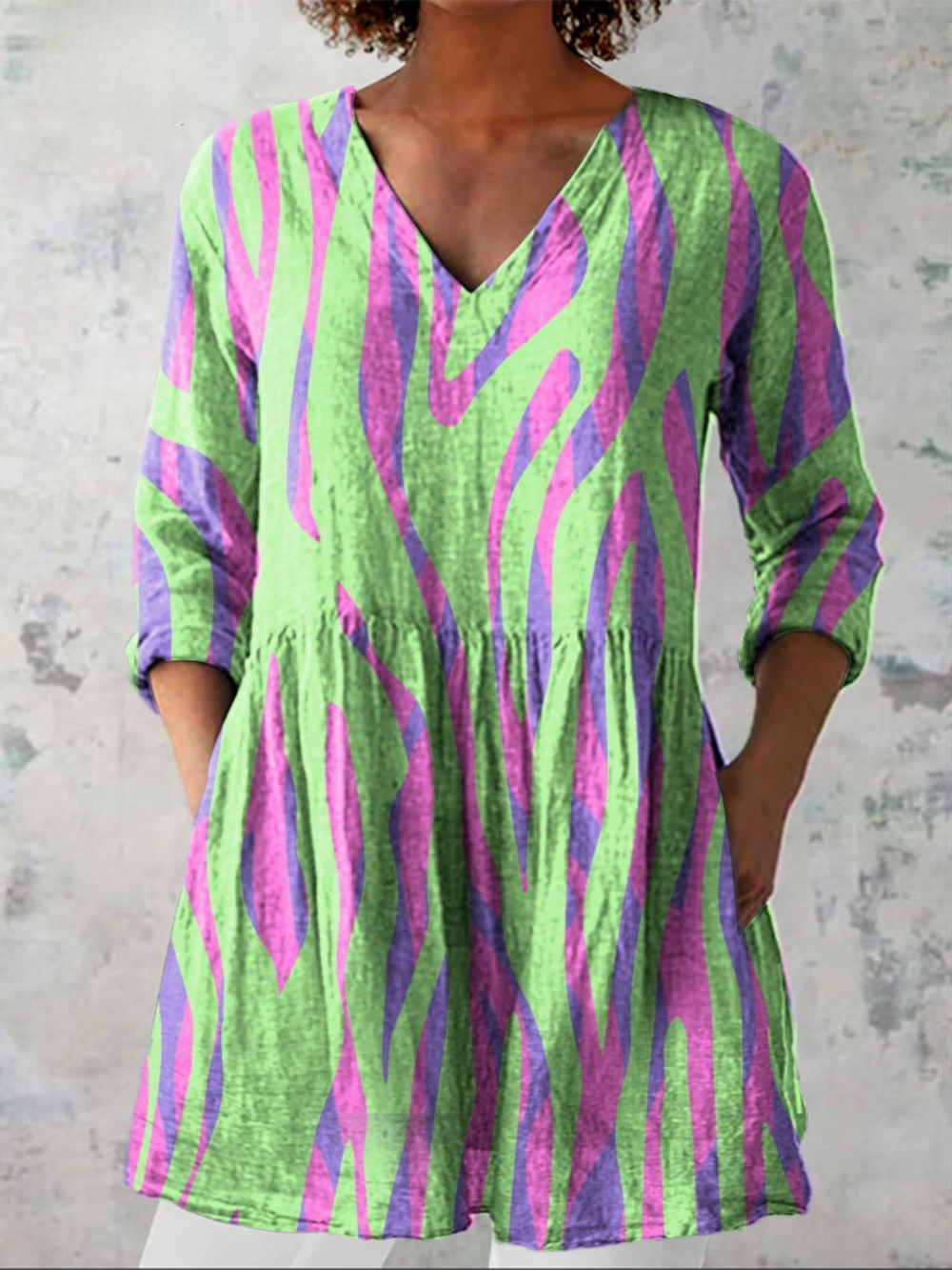 Long Blouse with Bold Pattern Laia