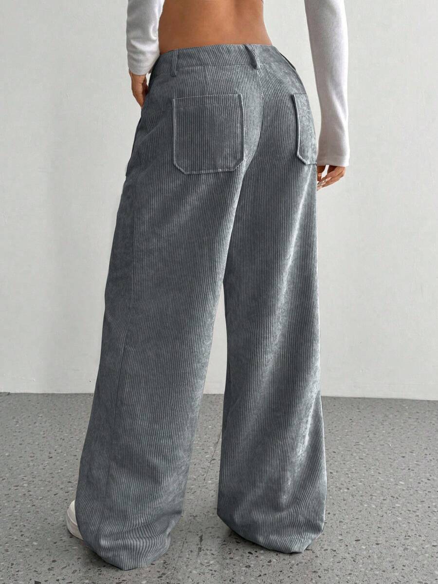 Relaxed Wide-Leg Pants