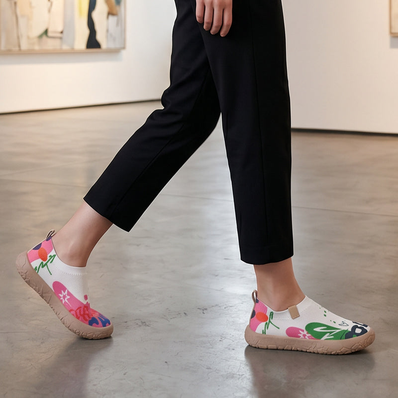 Lightweight Fashion Walking Shoes