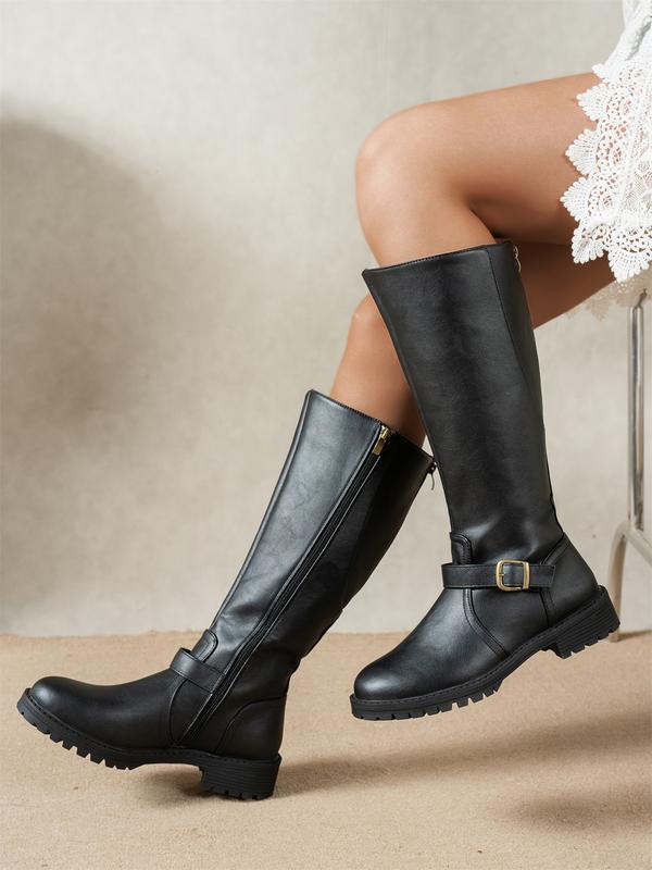 Elegant Boots with a Comfortable Shaft