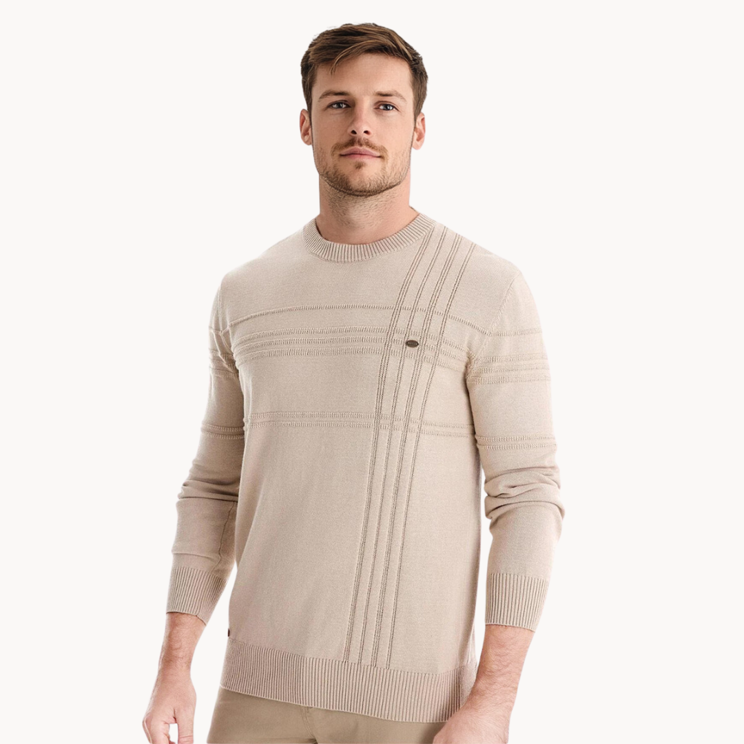 Elegant Men’s Checkered Sweater