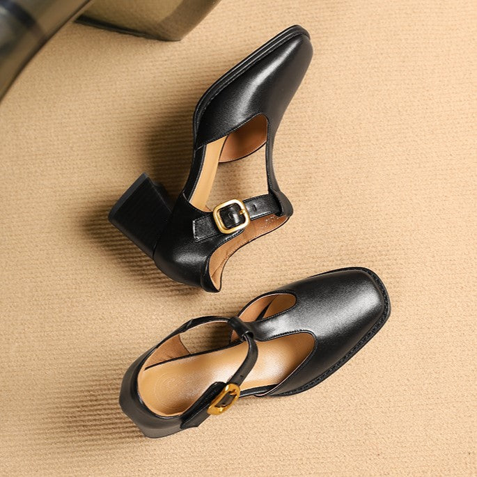 T-trap Leather Pumps