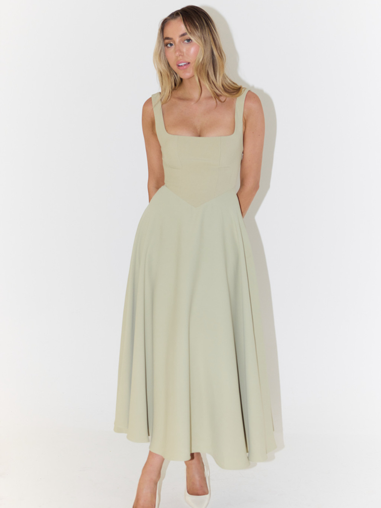 Elegant Flowing Dress