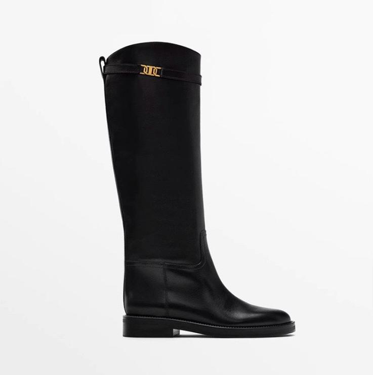 Minimalist Block Heel Boots with Chic Buckle Detail