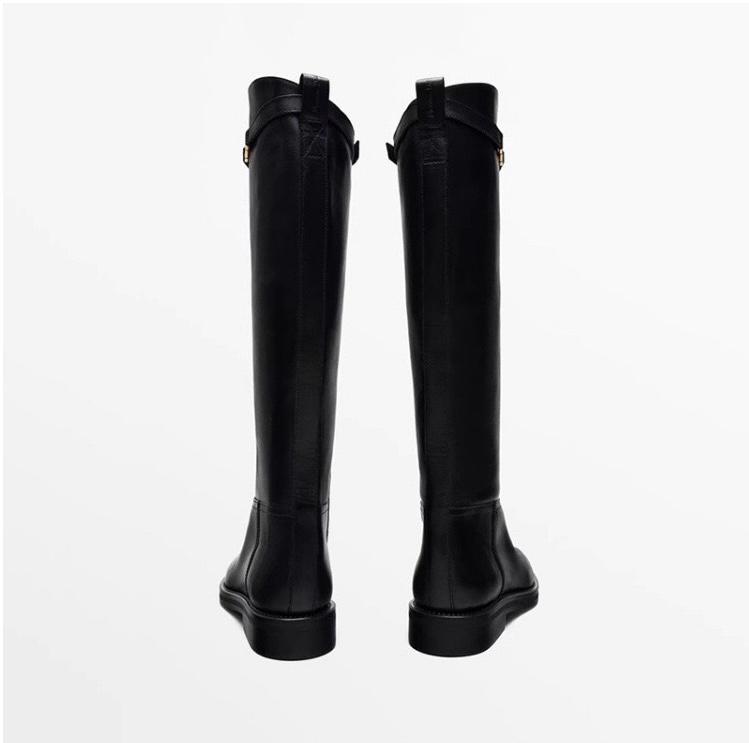 Minimalist Block Heel Boots with Chic Buckle Detail