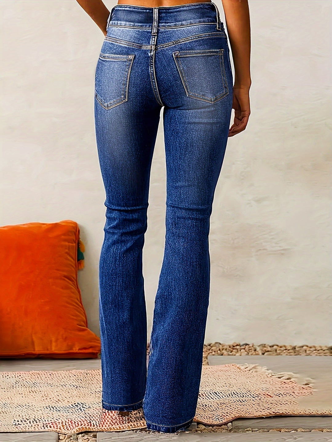 High-Waisted Skinny Jeans with Zipper Detail