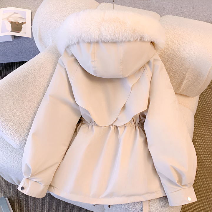 Elegant Winter Jacket for Warmth and Style