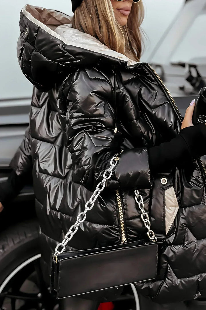 Elegant Winter Coat with Hood and Padding