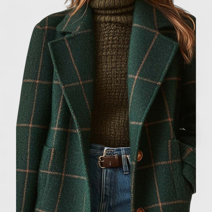 Refined Plaid Coat for Everyday Elegance