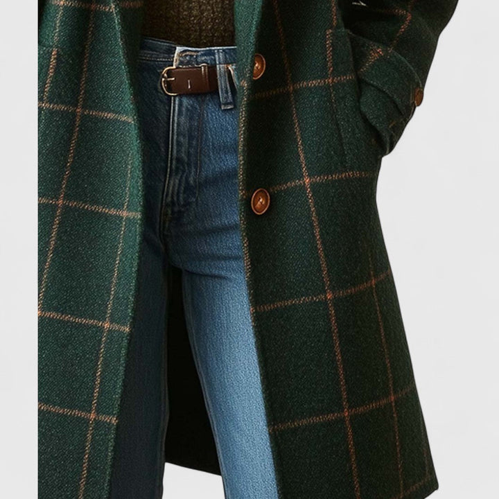 Refined Plaid Coat for Everyday Elegance