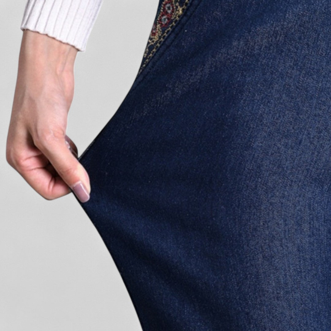 Jeans with Side Pockets and Elastic Waist